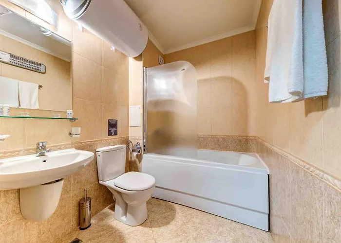 Апартамент тристаен 1а17 гранд манастира *